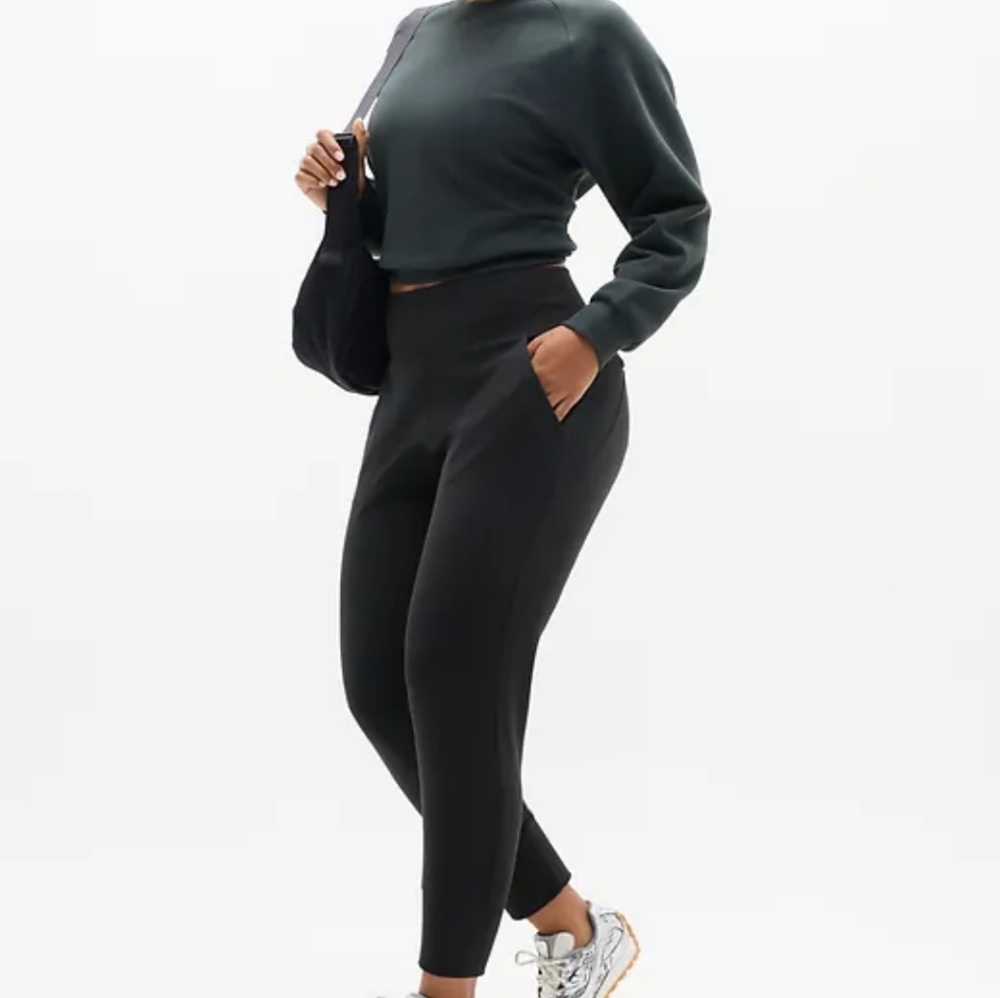 Athleta Venice High Rise Jogger Black Travel Work Size L Stretch Zip Pocket